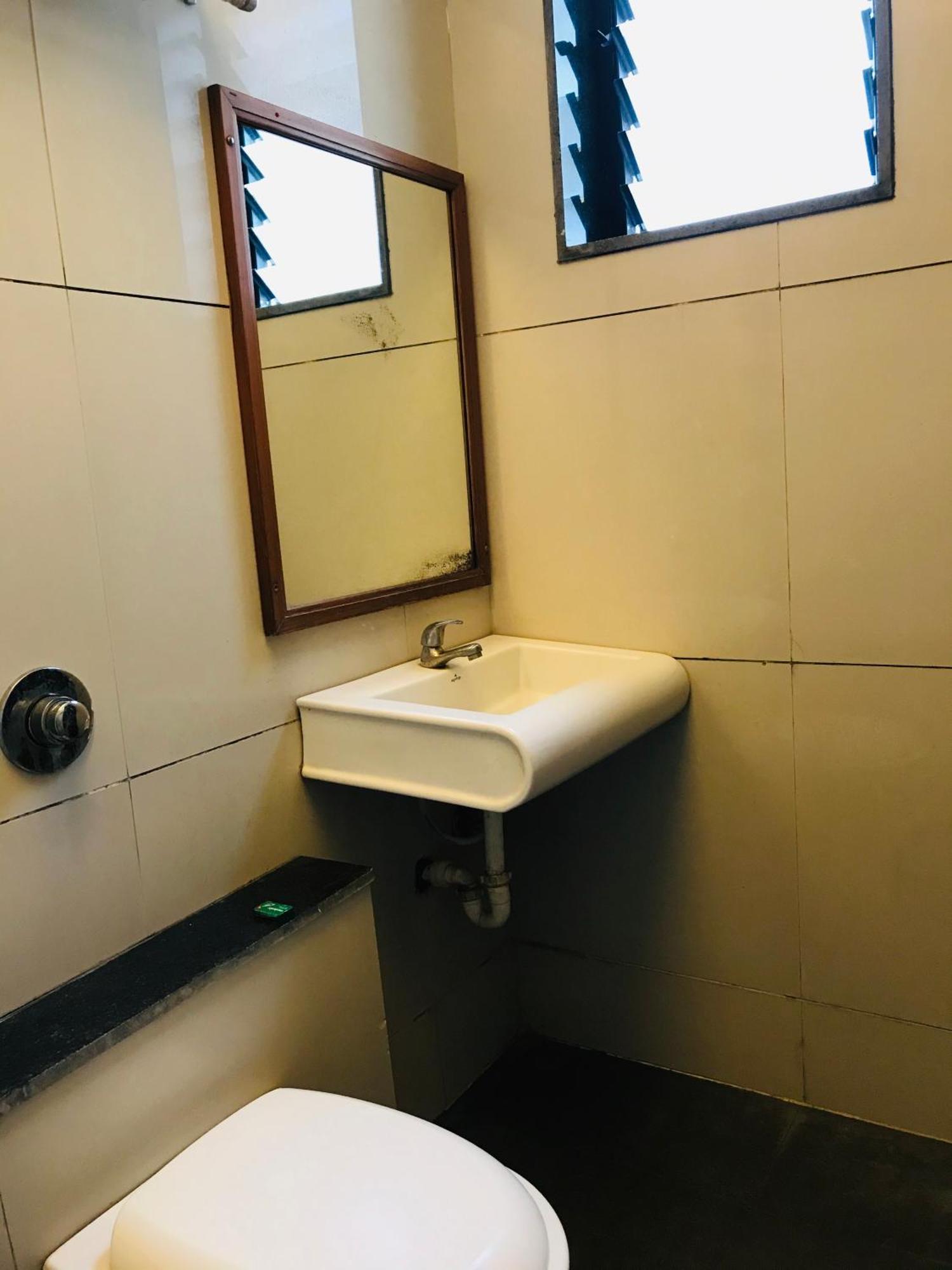 Liva Rooms Nashik Dış mekan fotoğraf