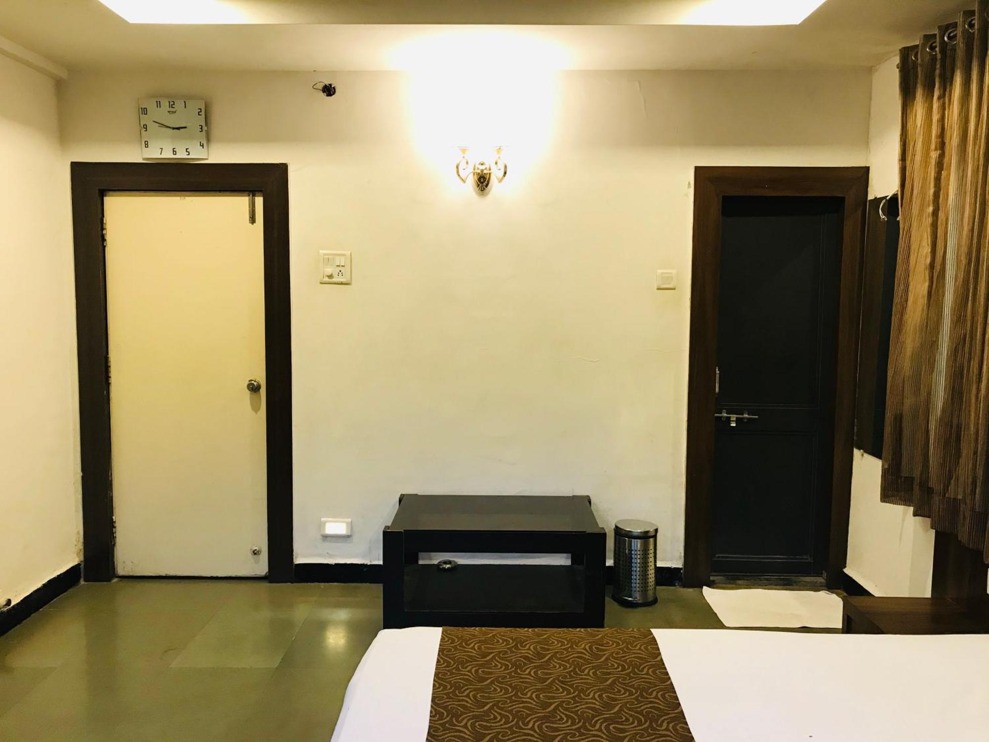 Liva Rooms Nashik Dış mekan fotoğraf
