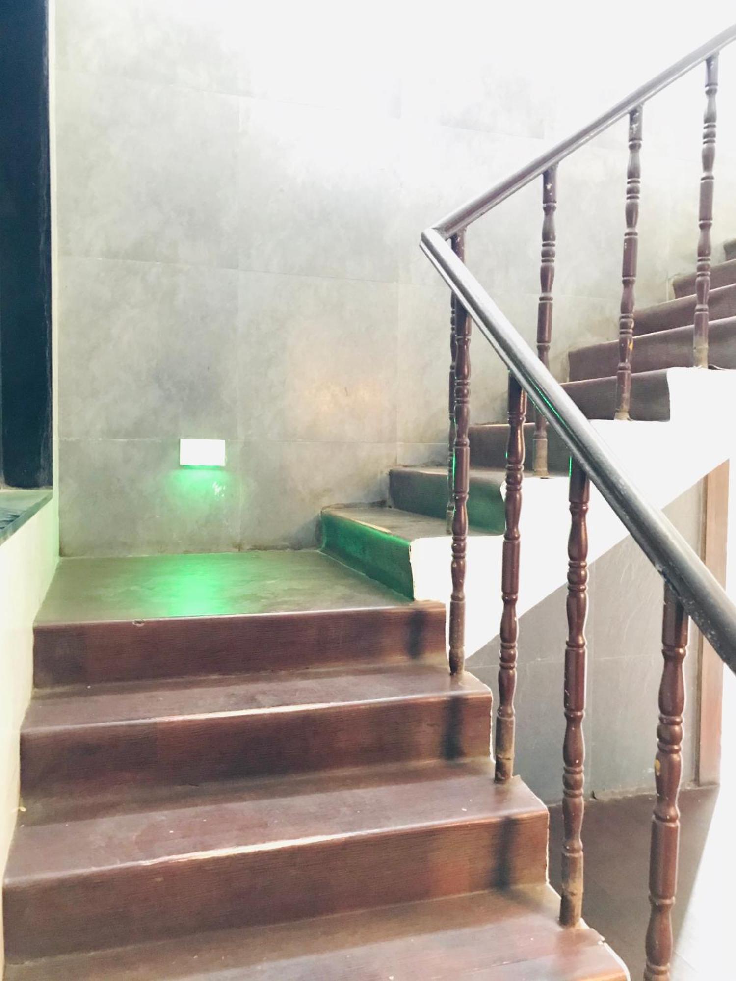 Liva Rooms Nashik Dış mekan fotoğraf