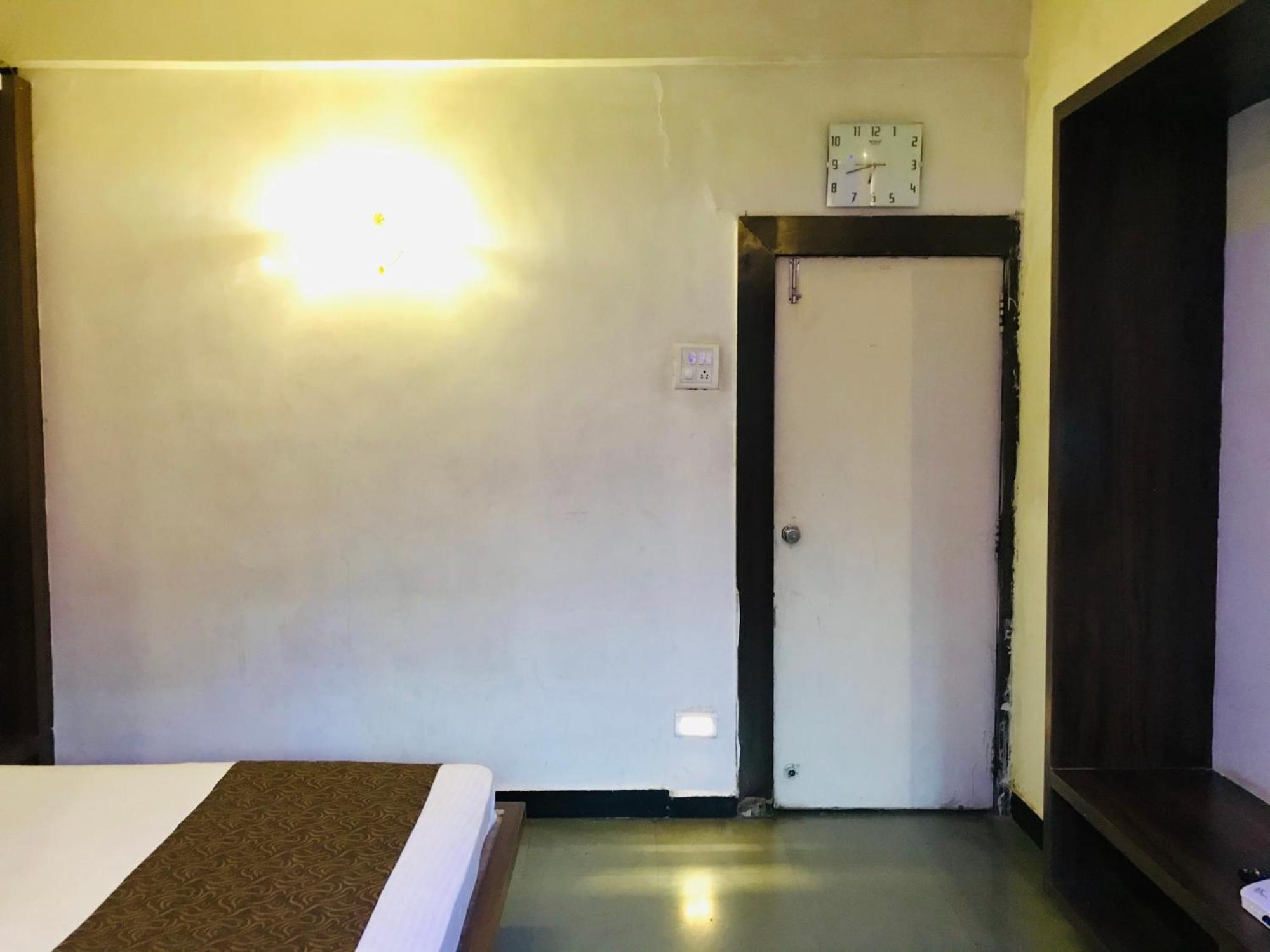 Liva Rooms Nashik Dış mekan fotoğraf